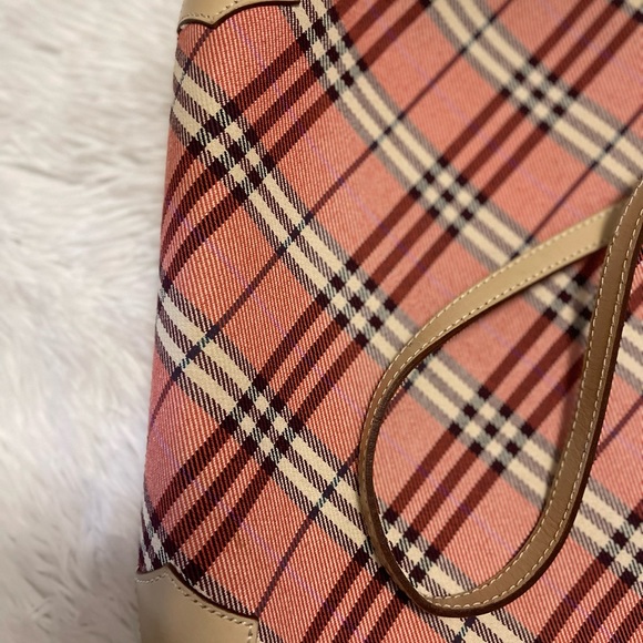 BURBERRY SHOULDER BAG - Picture 15 of 16